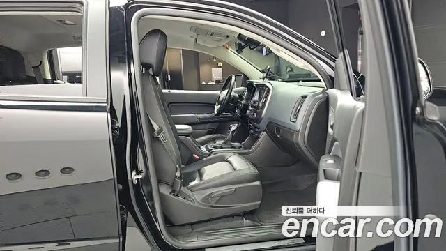 Chevrolet (GM Daewoo) Real New Colorado 2022 Черный из Кореи, фото 2