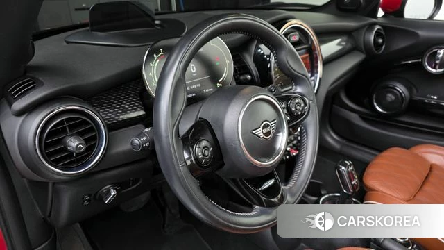 Mini Cooper S Convertible 2021 Красный из Кореи, фото 2