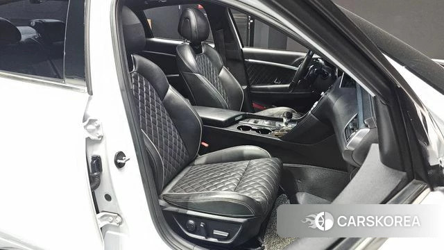 Genesis G70 2018 Белый из Кореи, фото 2