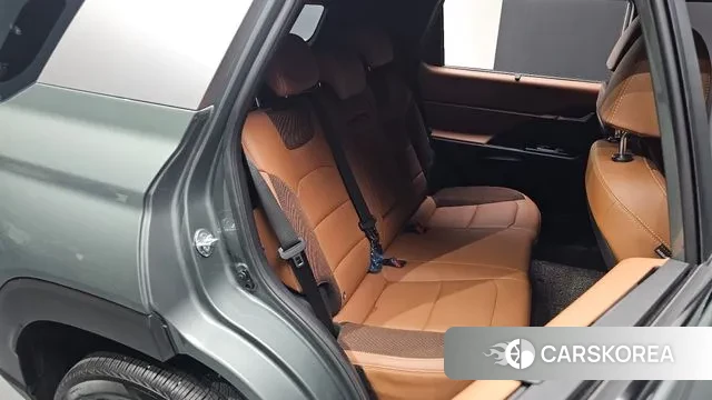 Ssangyong Torres 2023 Темно-зеленый из Кореи, фото 2