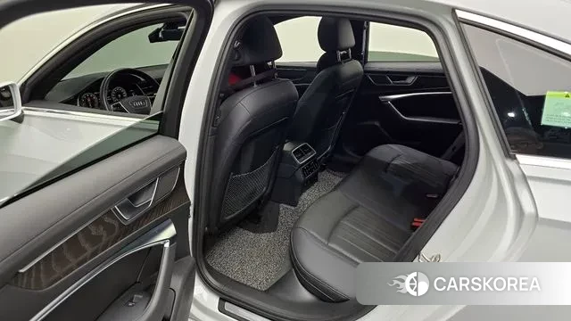 Audi A6 (C8) 2022 Белый из Кореи, фото 2