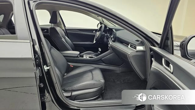 Kia K5 3rd generation 2022 Черный из Кореи, фото 2