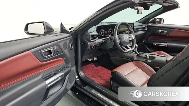 Ford Mustang 7th Generation 2024 Серый из Кореи, фото 2