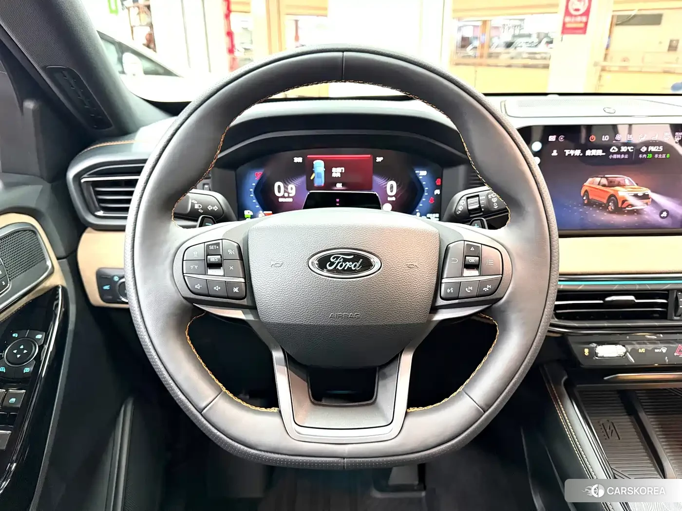 Ford Explorer 2025 Yellow/orange из Китая, фото 2
