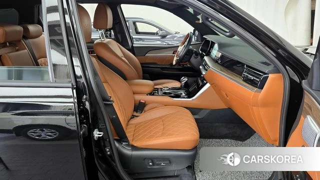 Kia Mohave Master 2023 Черный из Кореи, фото 2