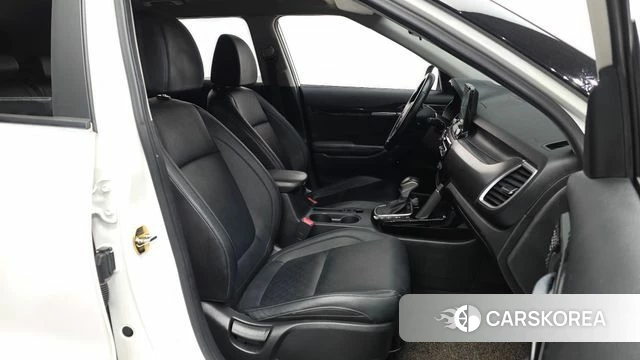 Kia Seltos 2021 Белый из Кореи, фото 2