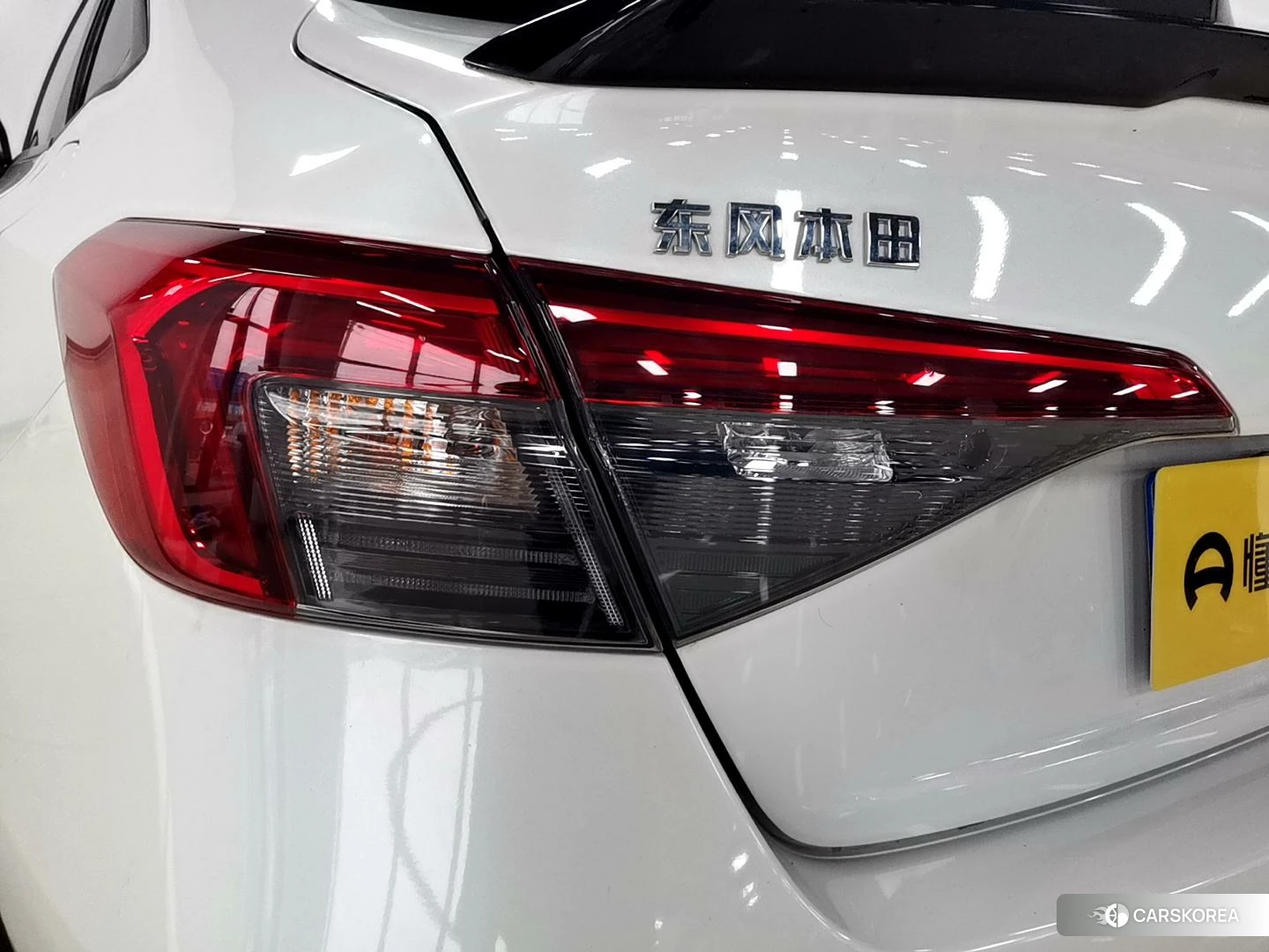 Honda Civic 2021 Белый из Китая, фото 2