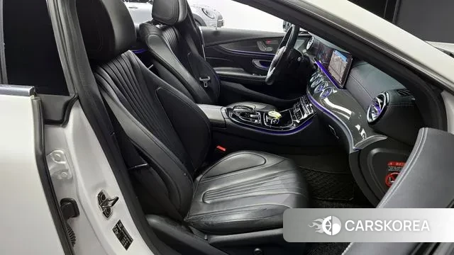 Mercedes-Benz CLS-Class C257 2020 Белый из Кореи, фото 2