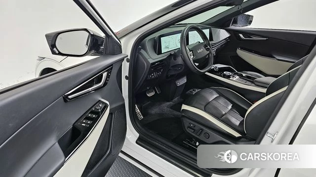 Kia EV6 2023 Белый из Кореи, фото 2