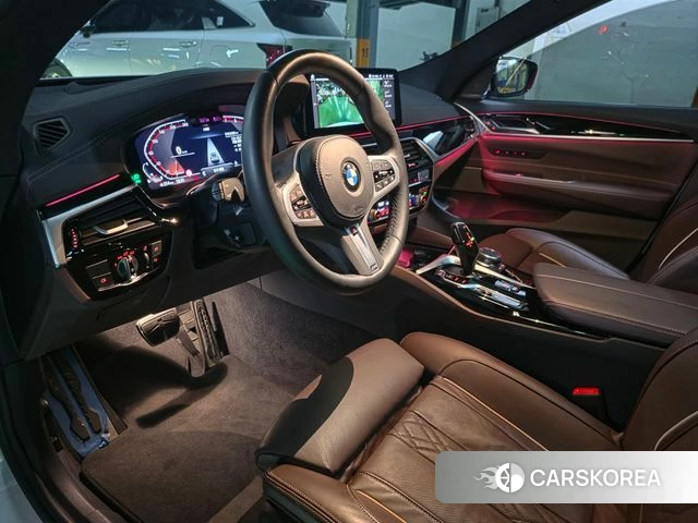 BMW 6 Series GT (G32) 2024 Белый из Кореи, фото 2