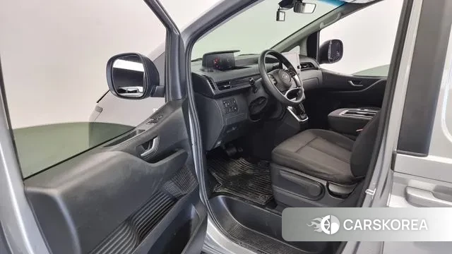 Hyundai Staria 2021 Серебристо-серый из Кореи, фото 2