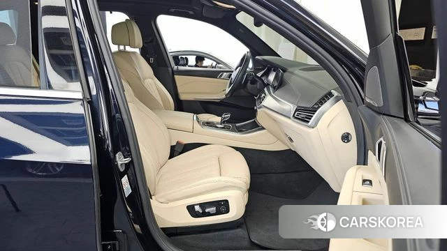BMW X5 (G05) 2021 Черный из Кореи, фото 2