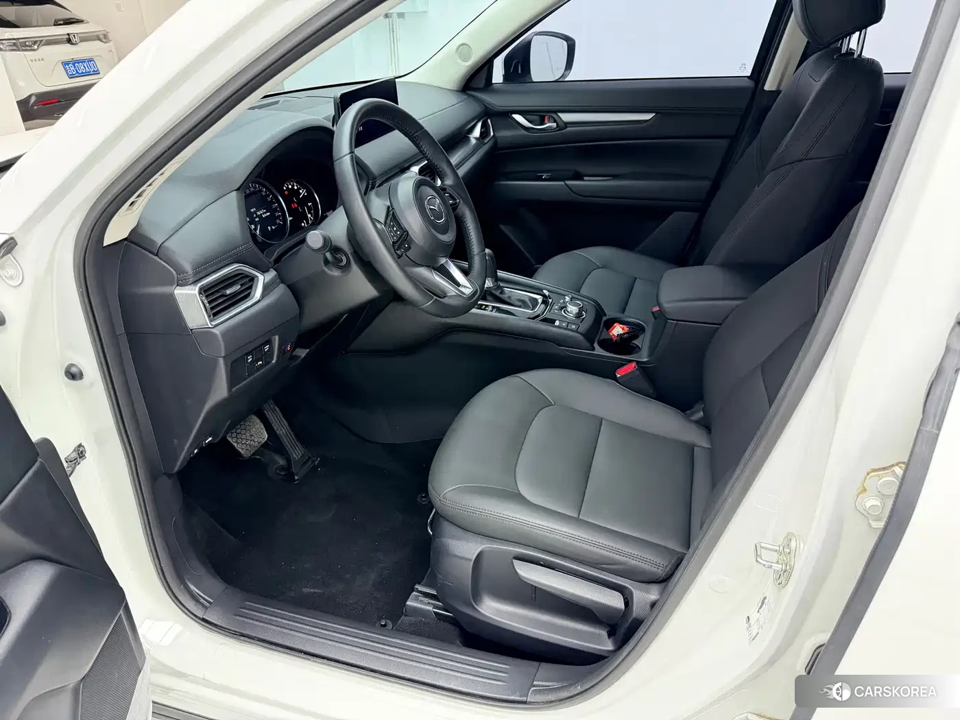Mazda CX-5 2023 Белый из Китая, фото 2