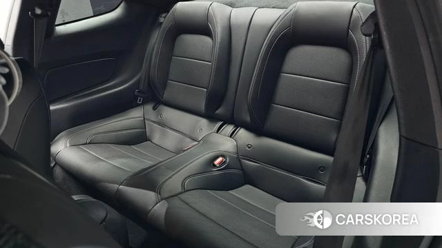 Ford Mustang 2022 Красный из Кореи, фото 2