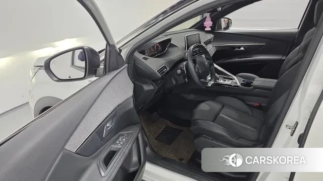 Peugeot 3008 second generation 2020 Белый из Кореи, фото 2