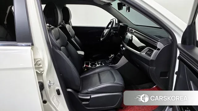 Ssangyong Beautiful Korando 2023 Белый из Кореи, фото 2