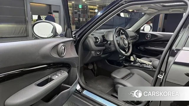 Mini Cooper Clubman 2021 Черный из Кореи, фото 2