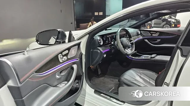 Mercedes-Benz CLS-Class C257 2023 Белый из Кореи, фото 2