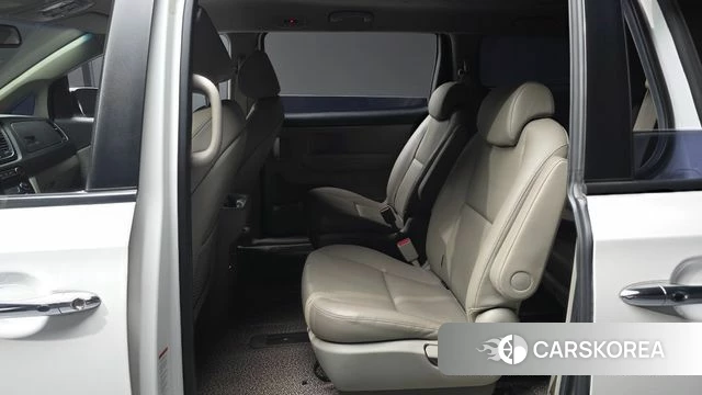 Kia The New Carnival 2019 Белый из Кореи, фото 2