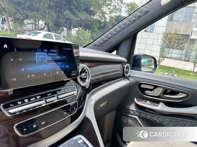 Mercedes-Benz V-class 2021 Темно-серый из Китая, фото 2