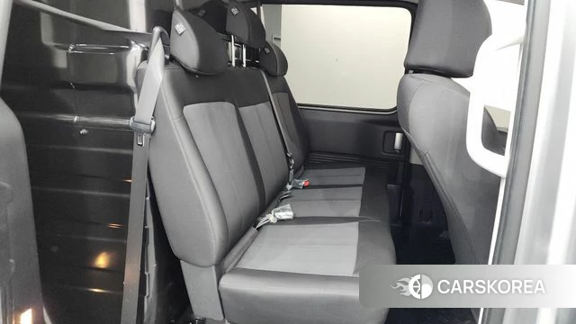 Hyundai Staria 2024 Серебряный из Кореи, фото 2