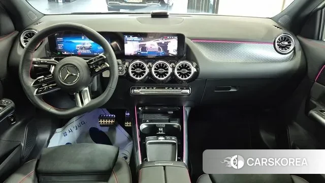 Mercedes-Benz GLA - Class H247 2025 Белый из Кореи, фото 2