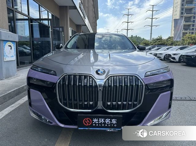 BMW 7 series 2023 Черный из Китая, фото 2