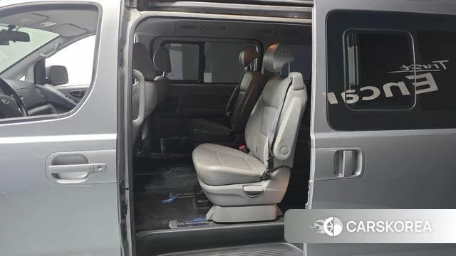 Hyundai The New Grand Starex 2019 Серебряный из Кореи, фото 2