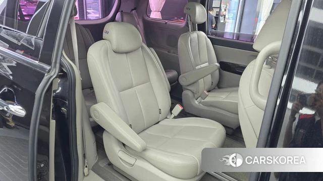 Kia The New Carnival 2019 Черный из Кореи, фото 2
