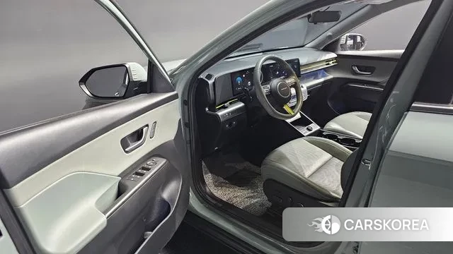 Hyundai Kona (SX2) 2023 Цвет галактики из Кореи, фото 2