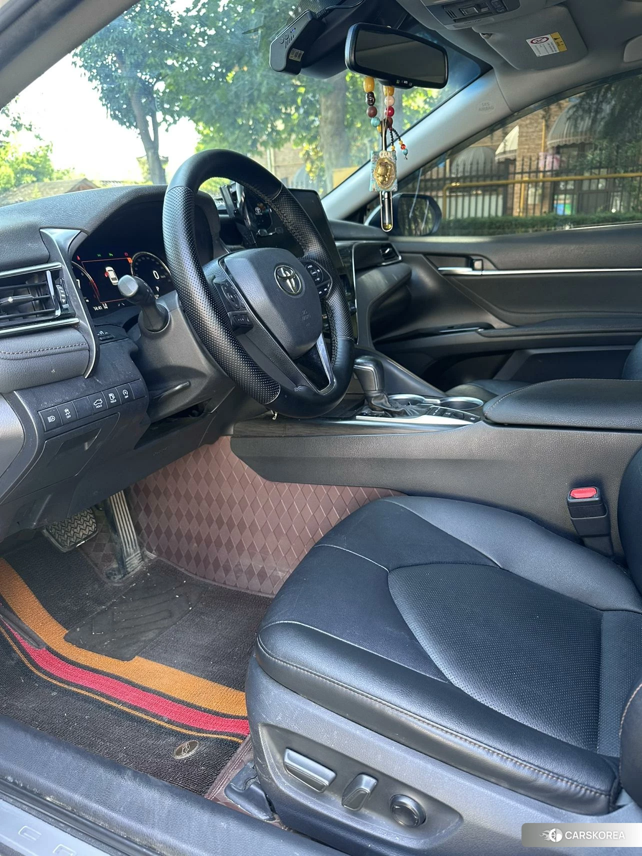 Toyota Camry 2021 Белый из Китая, фото 2