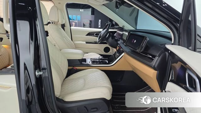 Kia Carnival 4th generation 2022 Черный из Кореи, фото 2