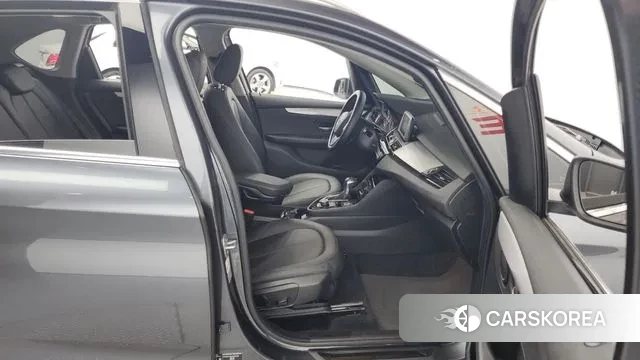 BMW 2 Series Active Tourer (F45) 2018 Серый из Кореи, фото 2