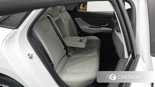 Hyundai Avante (CN7) 2021 Белый из Кореи, фото 2