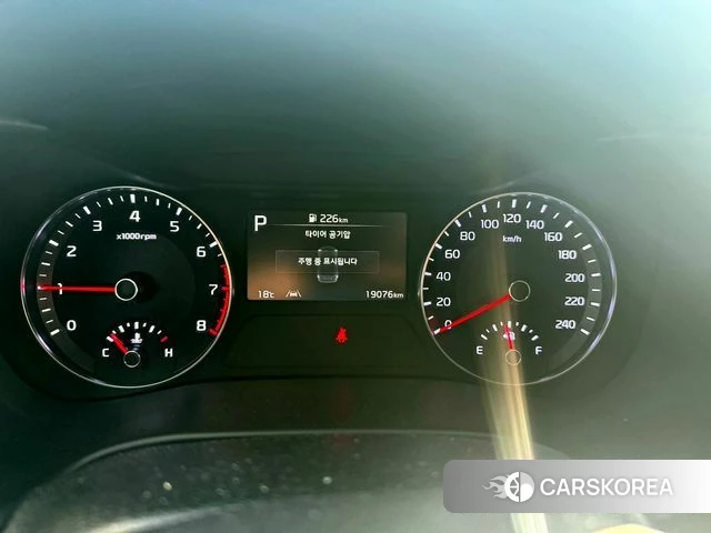 Kia The New K3 2nd generation 2023 Серый из Кореи, фото 2