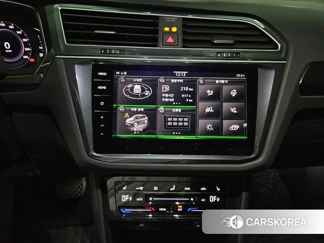 Volkswagen Tiguan second Generation 2024 Белый из Кореи, фото 2