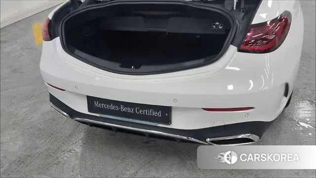 Mercedes-Benz CLE-Class C236 2025 Белый из Кореи, фото 2
