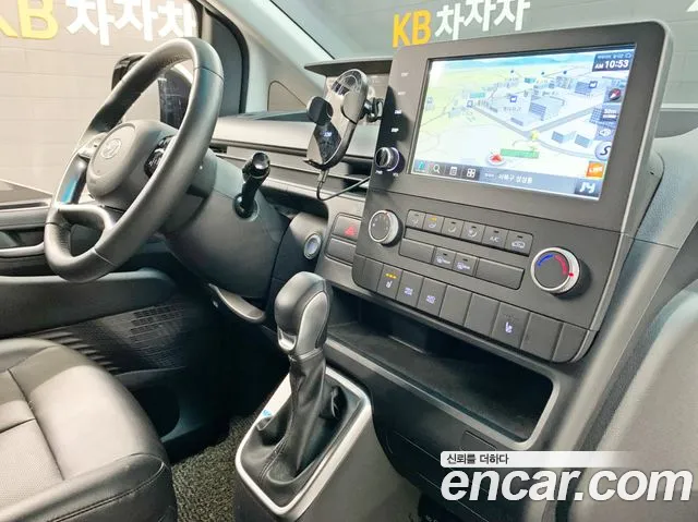 Hyundai Staria 2023 Белый из Кореи, фото 2