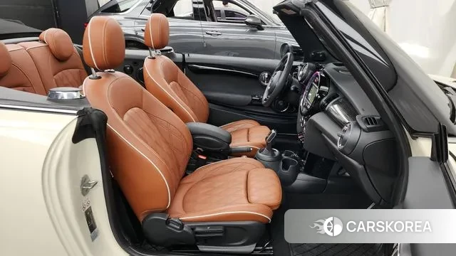 Mini Cooper S Convertible 2020 Жемчужный цвет из Кореи, фото 2
