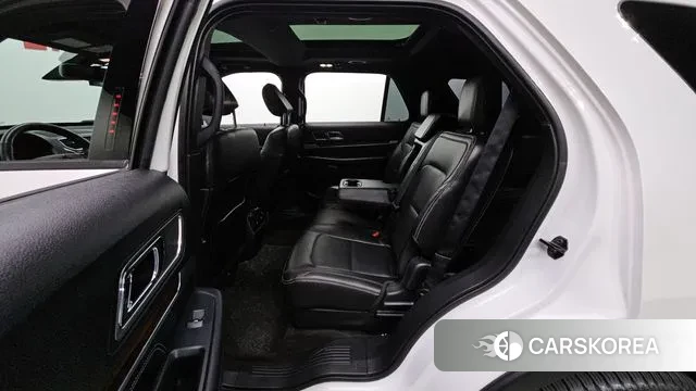 Ford Explorer 2018 Белый из Кореи, фото 2
