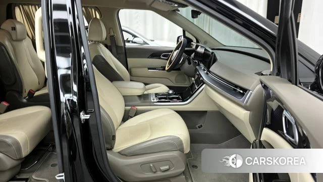 Kia Carnival 4th generation 2021 Черный из Кореи, фото 2