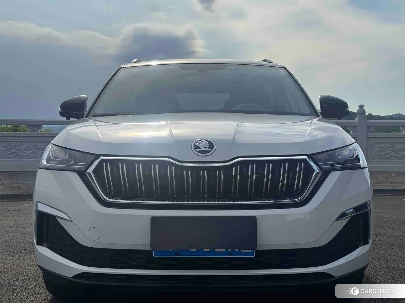 Skoda Komick 2023 Белый из Китая, фото 2