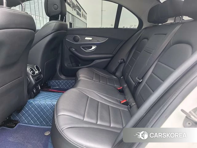 Mercedes-Benz Class C 2021 Белый из Китая, фото 2
