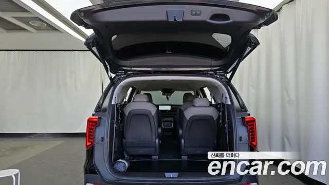 Kia The New Carnival 4th Generation 2024 Черный из Кореи, фото 2