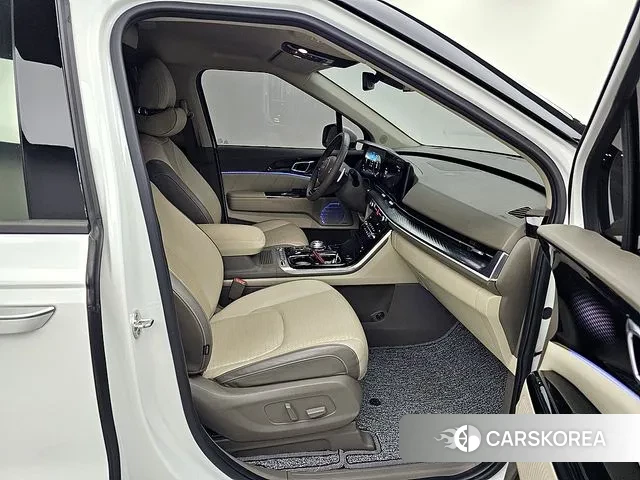 Kia Carnival 4th generation 2021 Белый из Кореи, фото 2