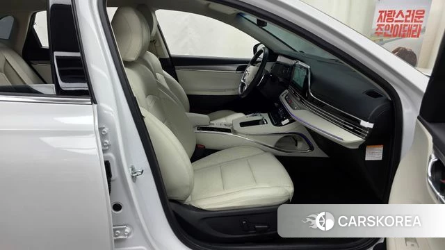 Hyundai The New Grandeur IG Hybrid 2021 Белый из Кореи, фото 2