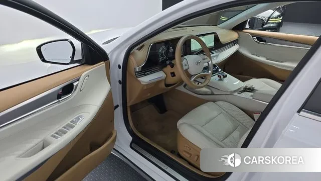 Hyundai The New Grandeur IG Hybrid 2022 Белый из Кореи, фото 2