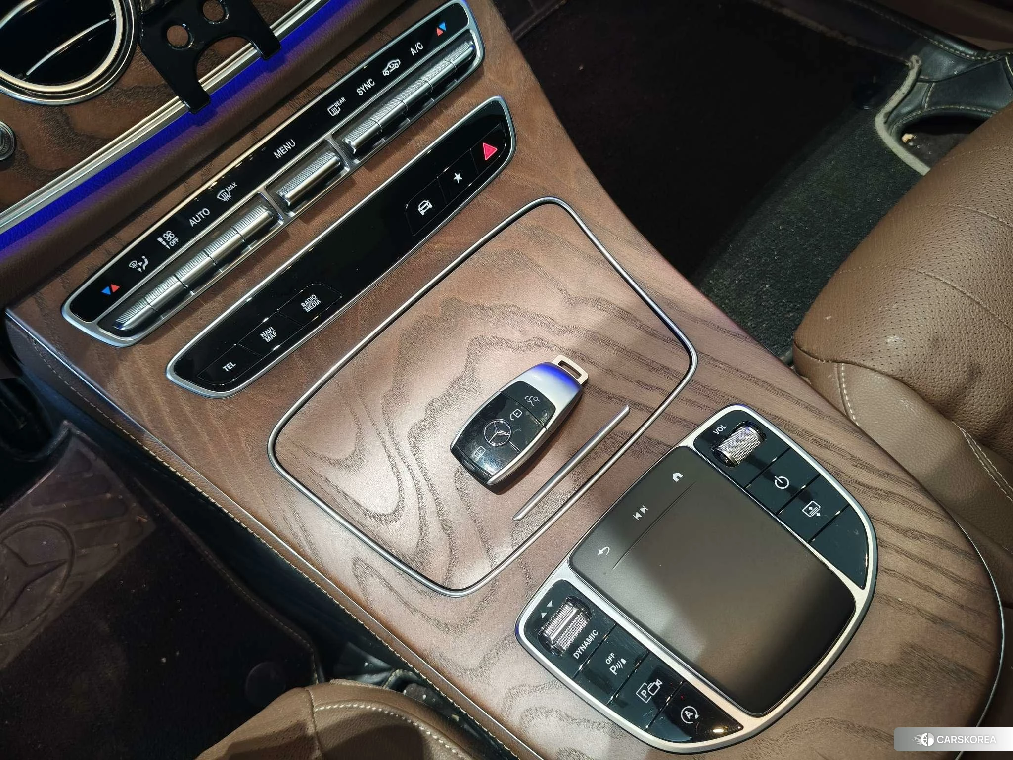 Mercedes-Benz E-class 2022 Черный из Китая, фото 2