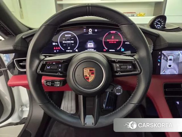 Porsche Taycan 2025 Белый из Кореи, фото 2