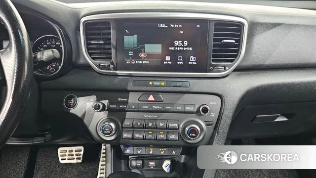 Kia Sportage The Bold 2021 Серебристо-серый из Кореи, фото 2